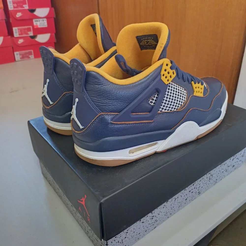 Size 10.5 - Air Jordan 4 Retro Dunk From Above OG box excellent condition - Picture 11 of 13
